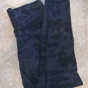 Lululemon Camo Wonder Under Leggings